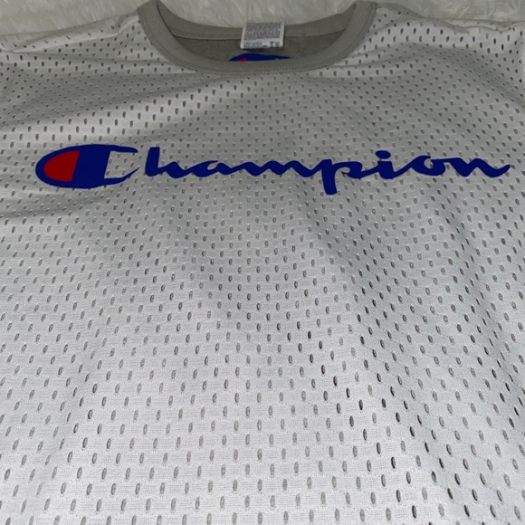 Excellent condition Champion mesh over tee shirt - Picture 3 of 6